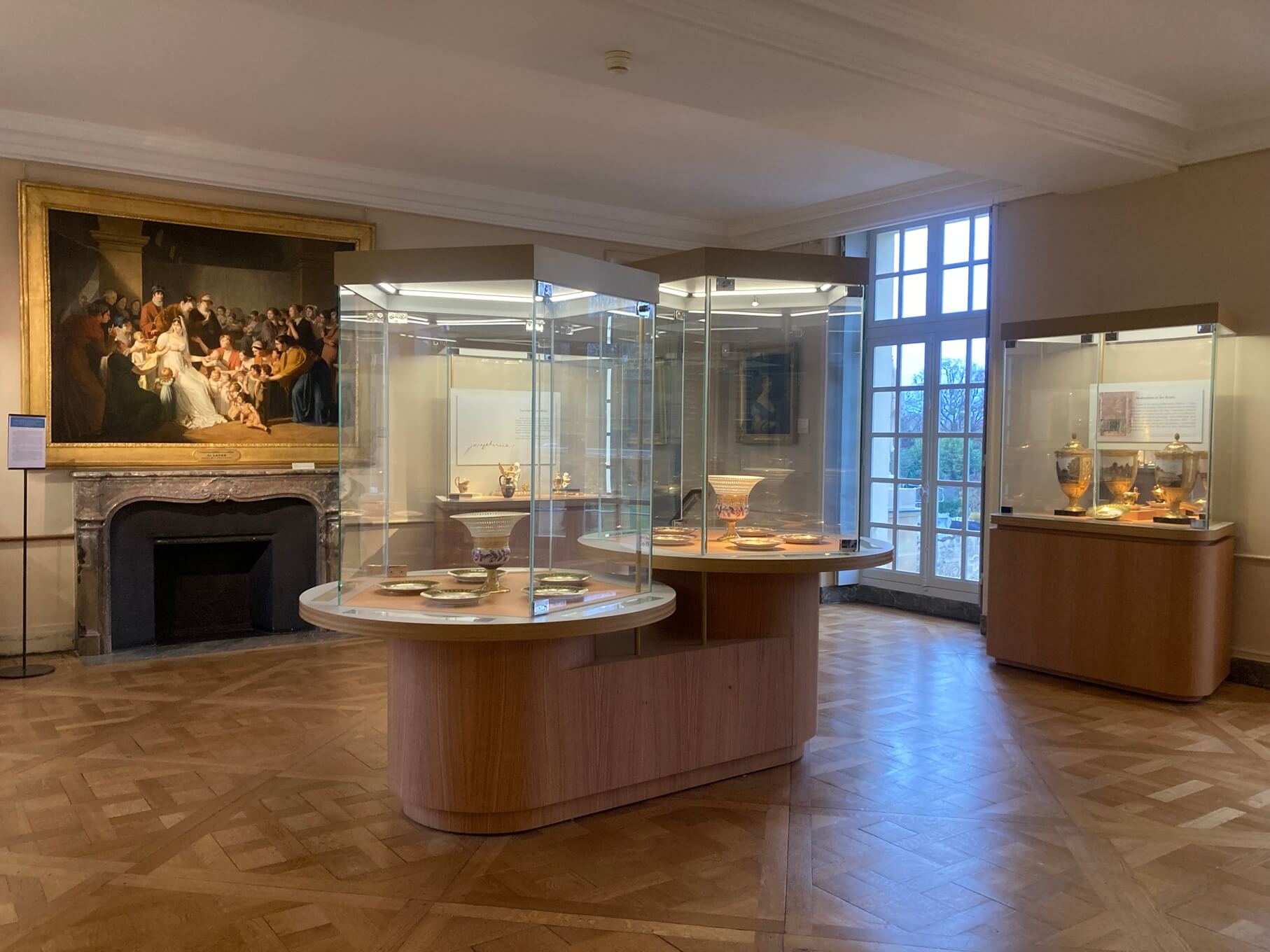 パリ・アート情報「ナポレオン夫妻の物語が残る、マルメゾン城美術館を訪ねて」