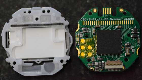 CASIOの伝説的デジタルウォッチ「F-91W」の交換用オープンソース基盤「Sensor Watch」 - 画像