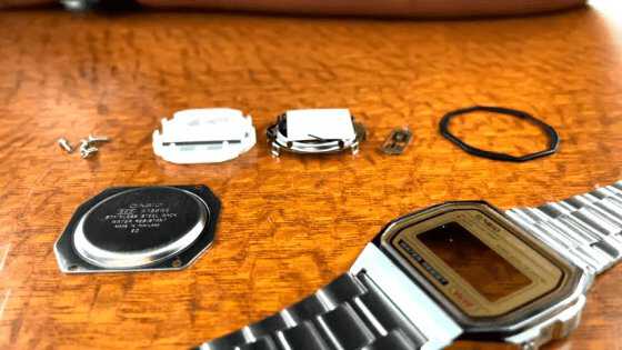 CASIOの伝説的デジタルウォッチ「F-91W」の交換用オープンソース基盤「Sensor Watch」 - 画像