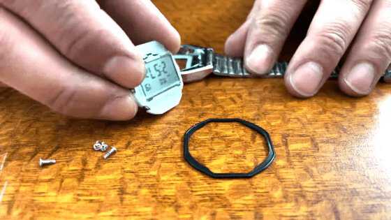 CASIOの伝説的デジタルウォッチ「F-91W」の交換用オープンソース基盤「Sensor Watch」 - 画像