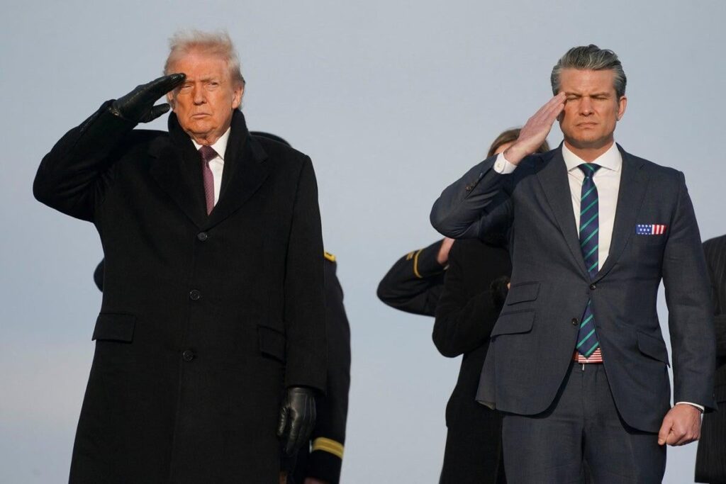 ディスカッションスレッド: トランプ大統領、ヘグセス長官とフェラン長官とともに発表