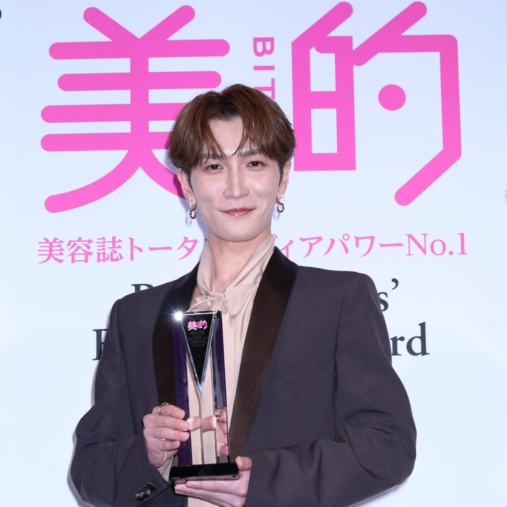 【速報！】渡辺翔太さん（Snow Man）が2025年「美的 ベストビューティマン」に決定＆殿堂入り！ | 美的.com