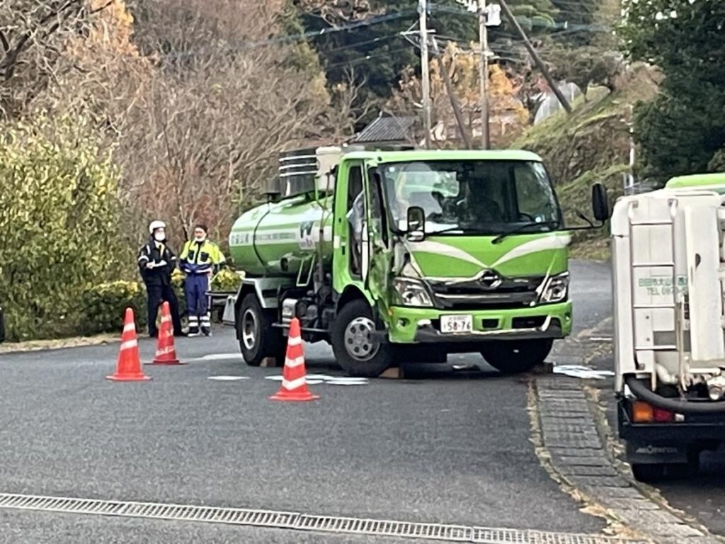 40代と60代の男性作業員2人が死亡 バキュームカーの下敷きに 大分県日田市