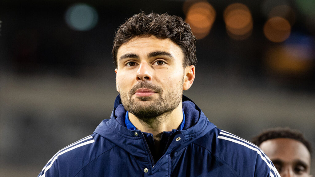 ガンバ大阪ヒュメットに移籍報道！3クラブ関心も“移籍金3億円超”ネックか | Football Tribe Japan