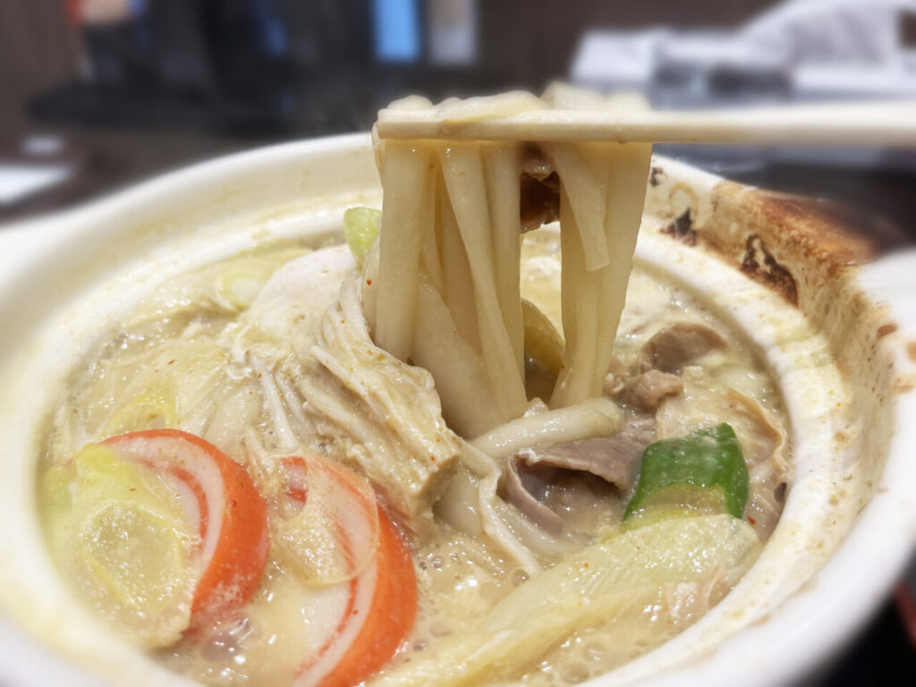 【富山市】糸庄ファボーレ店オープン！名物が進化した新感覚カレーうどんをいただきました！ | 号外NET 富山市