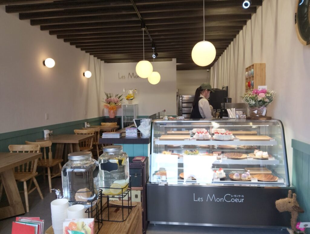 【周南市】12月15日オープン「Les Mon Coeur イオンタウン周南久米店」。笑みがこぼれる焼菓子にケーキ、カフェまで充実。 | 号外NET 周南市・下松市・光市