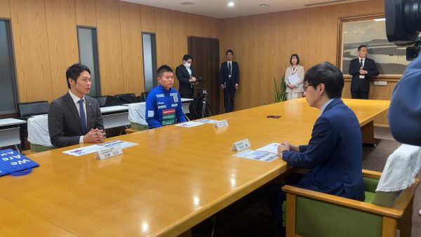 2025.12.16 沼谷純秋田市長を表敬訪問しました | ブラウブリッツ秋田 2025.12.16 沼谷純秋田市長を表敬訪問しました | ブラウブリッツ秋田