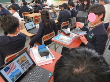 アメリカに行きたい理由を英語で伝え合う6年生