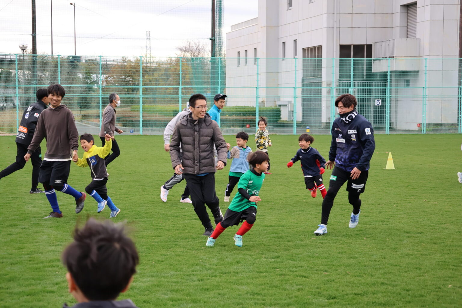 【レポート】岐阜市スポーツ交流センターサッカー教室 in Showaスポーツピアザ – FC岐阜オフィシャルサイト