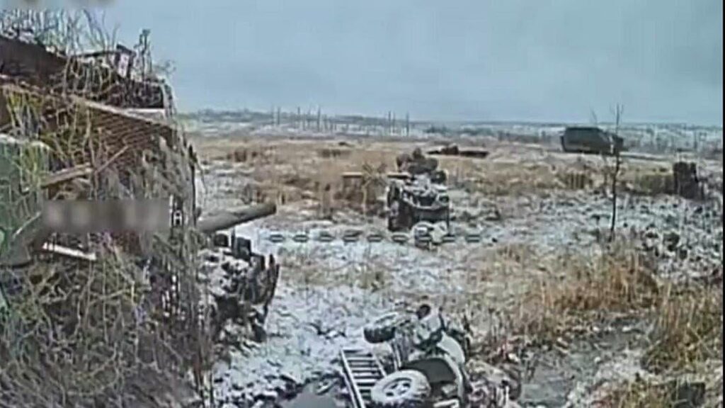 ロシア、ポクロフスク川渡河失敗で機甲大隊全体を失う