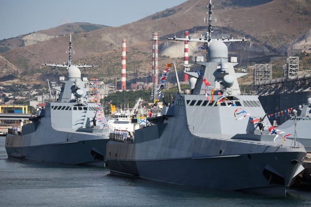ウクライナ、カスピ海でロシア軍艦を攻撃、新たな無人機戦線開幕：ウクライナ参謀本部は、金曜夜、ウクライナ国境から遠く離れたカスピ海で、ロシアの船舶と石油施設を標的に追加攻撃を実施したと発表した。