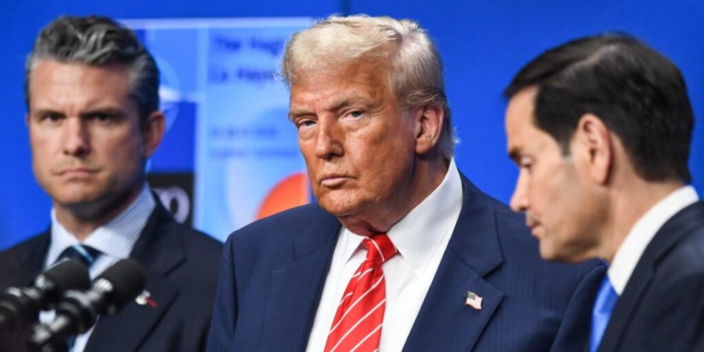 米国、新たな安全保障政策でロシアではなく欧州を悪役に据え、歴史をひっくり返す