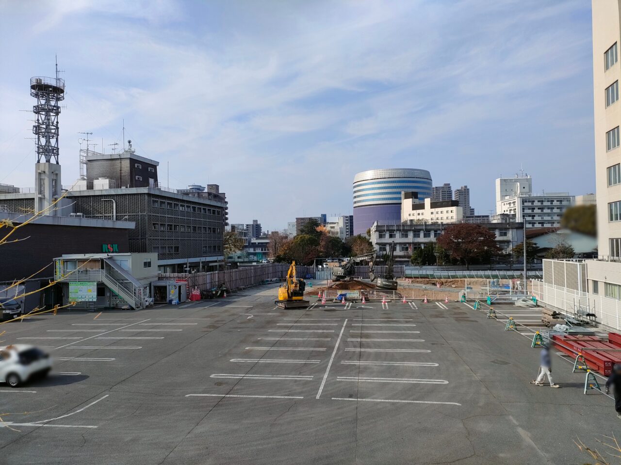 岡山市民会館跡地と西の丸周辺の現在の様子