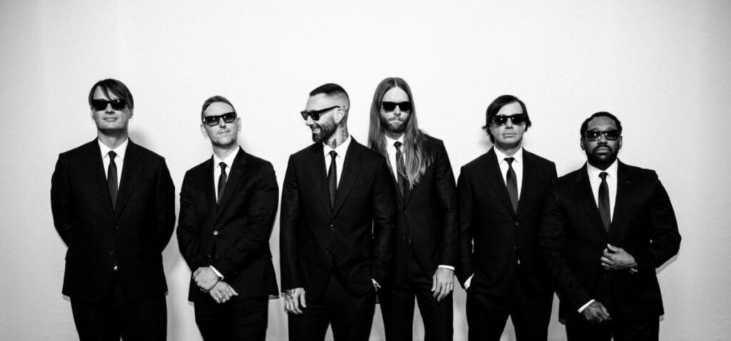 MAROON 5、ブラジル サンパウロで開催された"Bud Live"での「This Love」ライヴ映像公開