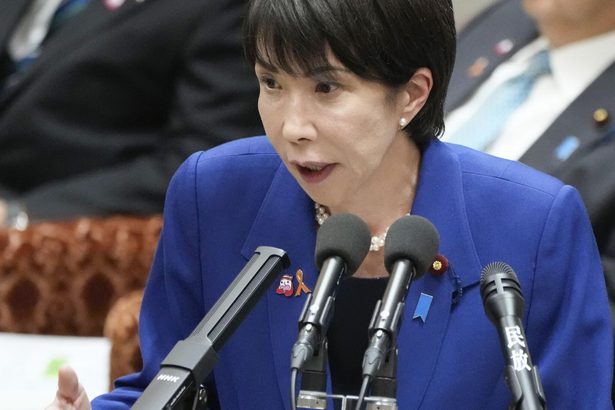 沖縄　対立前線、負担増も　首相「存立危機」発言　高まる日中緊張　衝突回避、相互通報重要に
