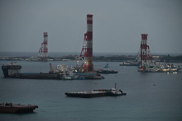 辺野古新基地建設、大浦湾くい打ち再開　沖縄防衛局、半年ぶりに