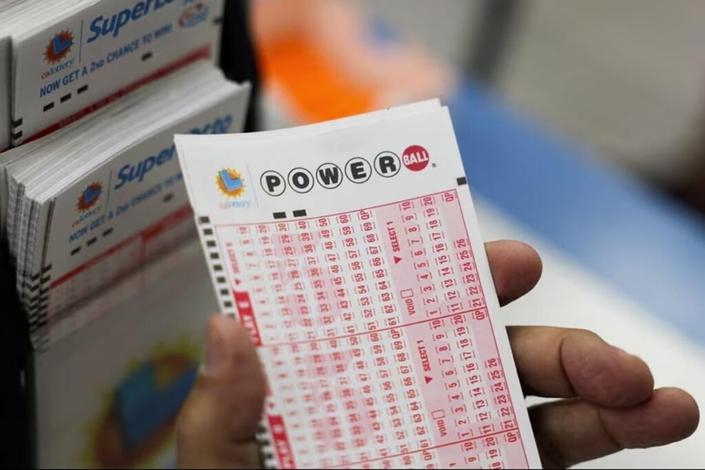 米宝くじの2800億円当選者、当面は匿名のままか アーカンソー州の州法に基づき