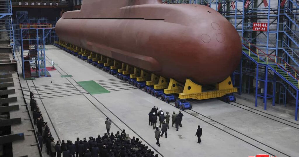 金正恩氏が8700トン級原潜建造を視察 米韓の開発計画に反発「水中の秘密兵器」に言及 - 産経ニュース