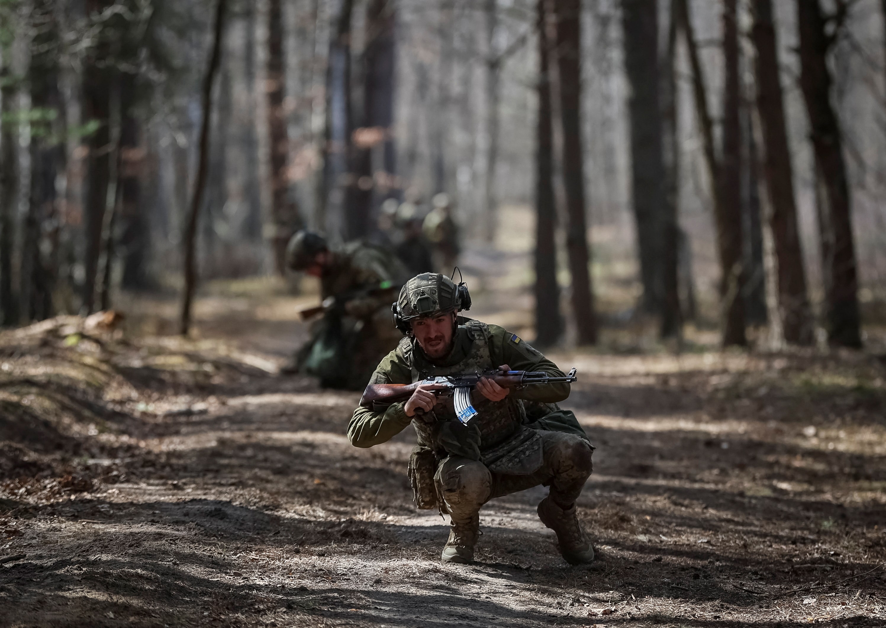 アングル：「高額報酬に引かれ志願」、若きウクライナ兵を襲う後悔と悪夢