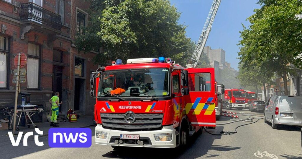 ブリュッセルの消防団組合が大晦日にストライキ：「職員と住民の安全が危険にさらされている」 | VRT NWS: ニュース