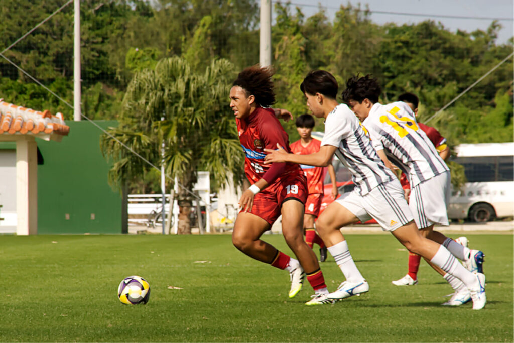 逆転力の定着と指導体制の積み上げが導いた、FC琉球U-18のプリンスリーグ九州１部初昇格 : RYUKYU SOCCER PRESS