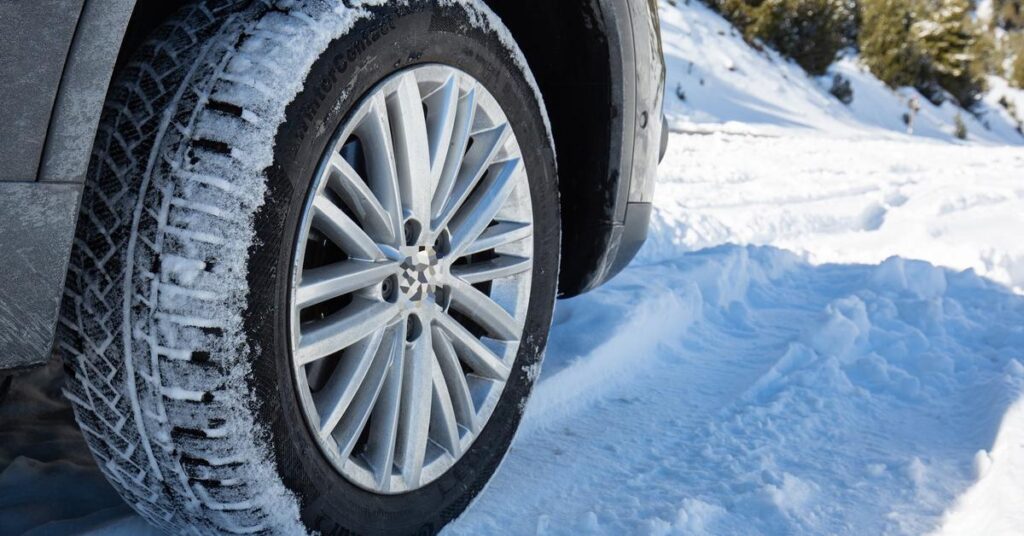 アンドラでスペイン人運転手が雪で事故、装備なし運転で罰金刑