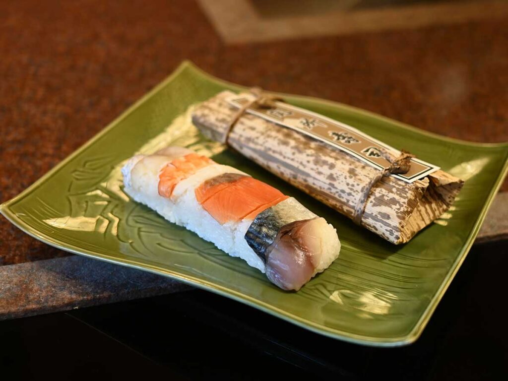 【石川の名物駅弁】一度は食べたい老舗の押し寿司！『割烹・鮨 米八』の安宅乃関所寿司が選ばれるワケ (2025年12月21日) - エキサイトニュース