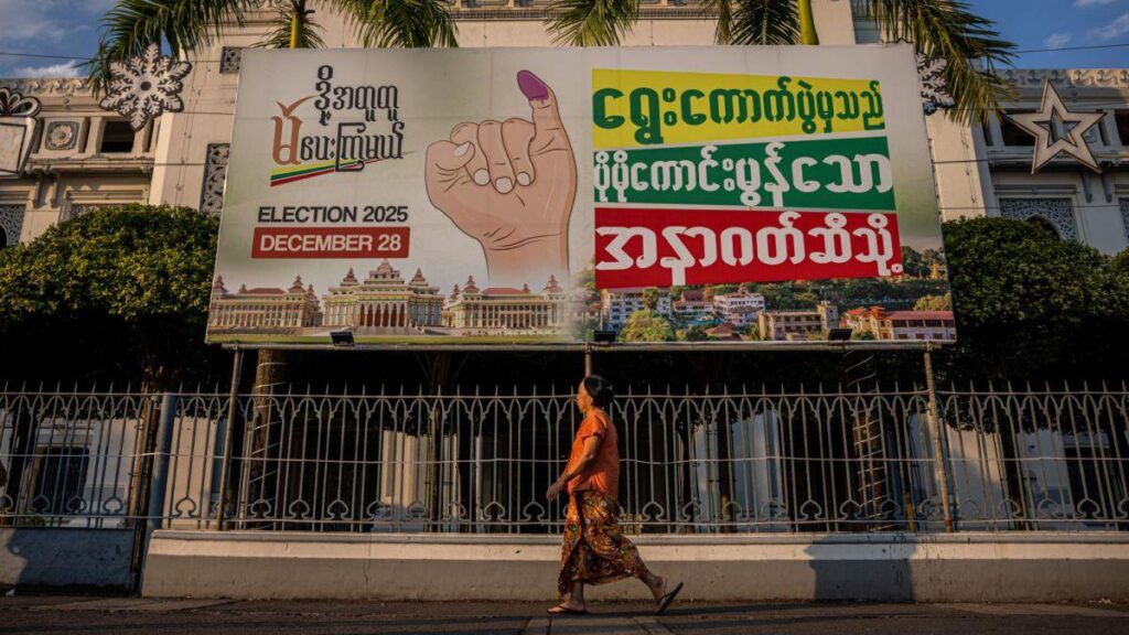 ミャンマーで総選挙始まる、民主派を排除 国内では戦闘続く