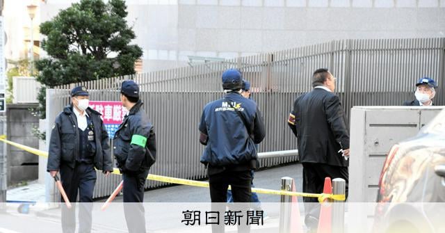 非常用ボタンの電源「2年前から入れていない」 サウナ2人死亡火災