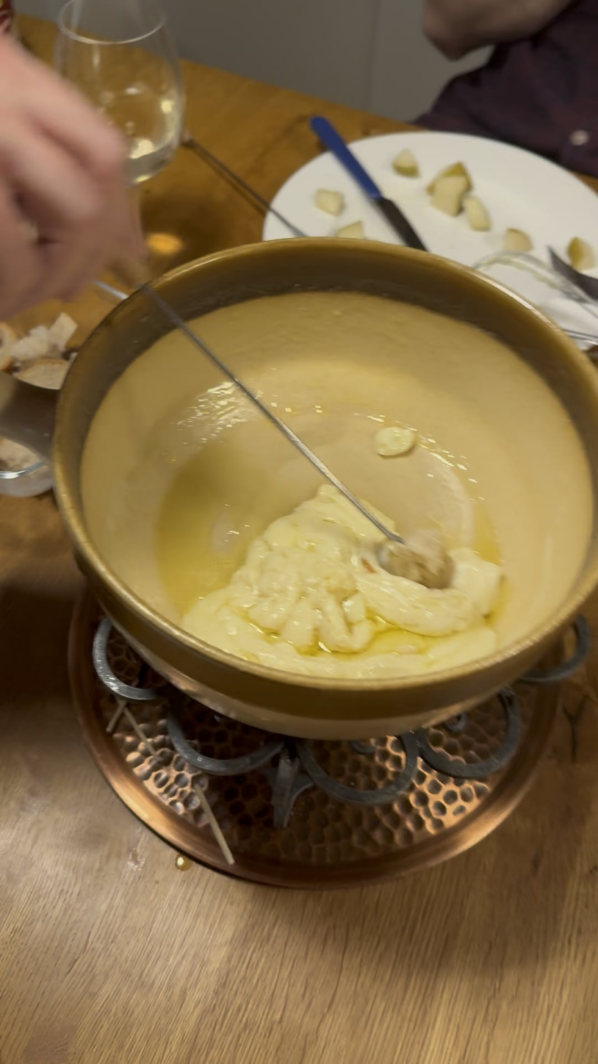 これがフォンデュの仕組みですよね?🫕🧀