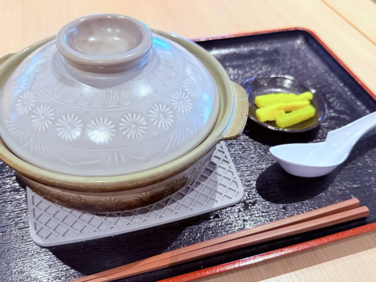 2026年1月12日に閉店する「谷口食堂 イオンモール高知店」の元祖・鍋焼きラーメン