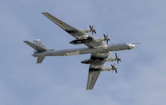 ロシア爆撃機が英国付近を飛行、NATOが戦闘機を緊急発進