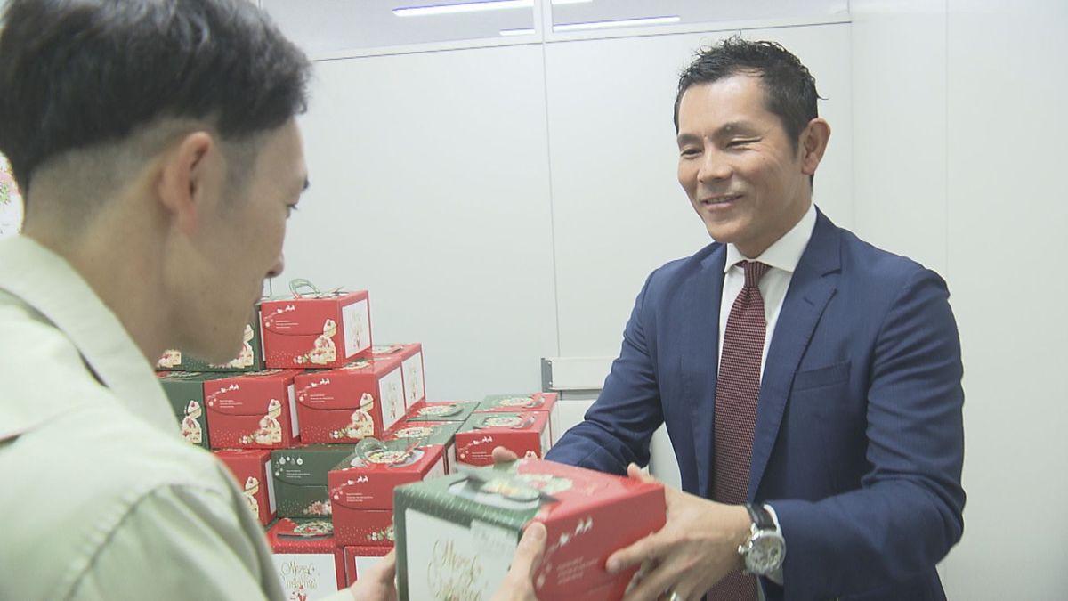 従業員132人全員にホールケーキをプレゼント 社長から感謝の’メリークリスマス ' 福井市の建築資材会社 物価高でも大切な人と楽しい時間過ごして