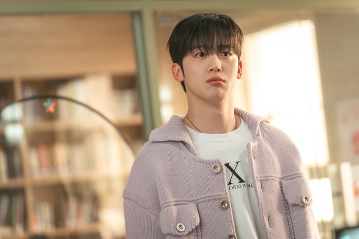 第4次恋愛革命 ～出会いはエラー：恋はアップデート～（C） BINGE WORKS & PONY CANYON & STORYMOB All Rights Reserved.