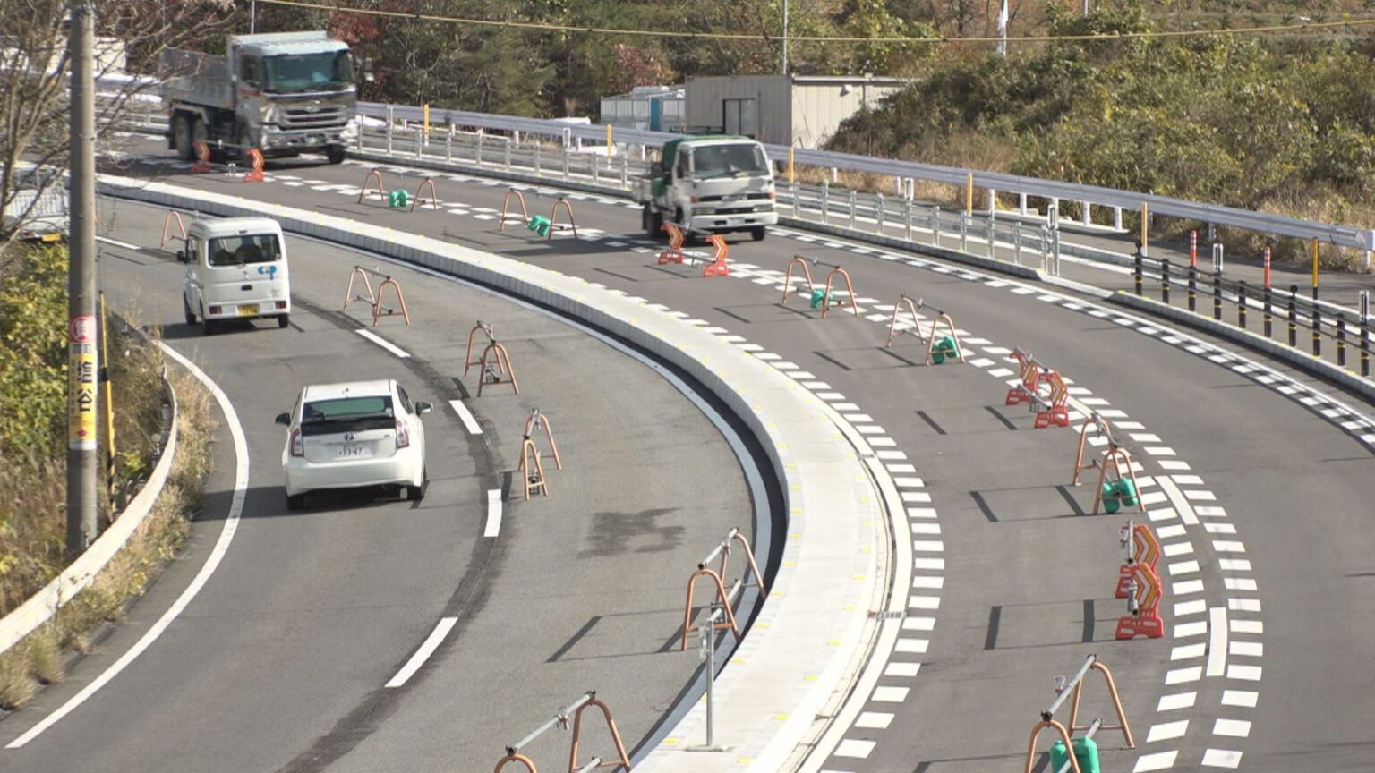 さぬき浜街道・高松―坂出区間が23日から4車線化 渋滞緩和や事故減少などに期待 香川 | KSBニュース | KSB瀬戸内海放送 さぬき浜街道・高松―坂出区間が23日から4車線化 渋滞緩和や事故減少などに期待 香川 | KSBニュース | KSB瀬戸内海放送