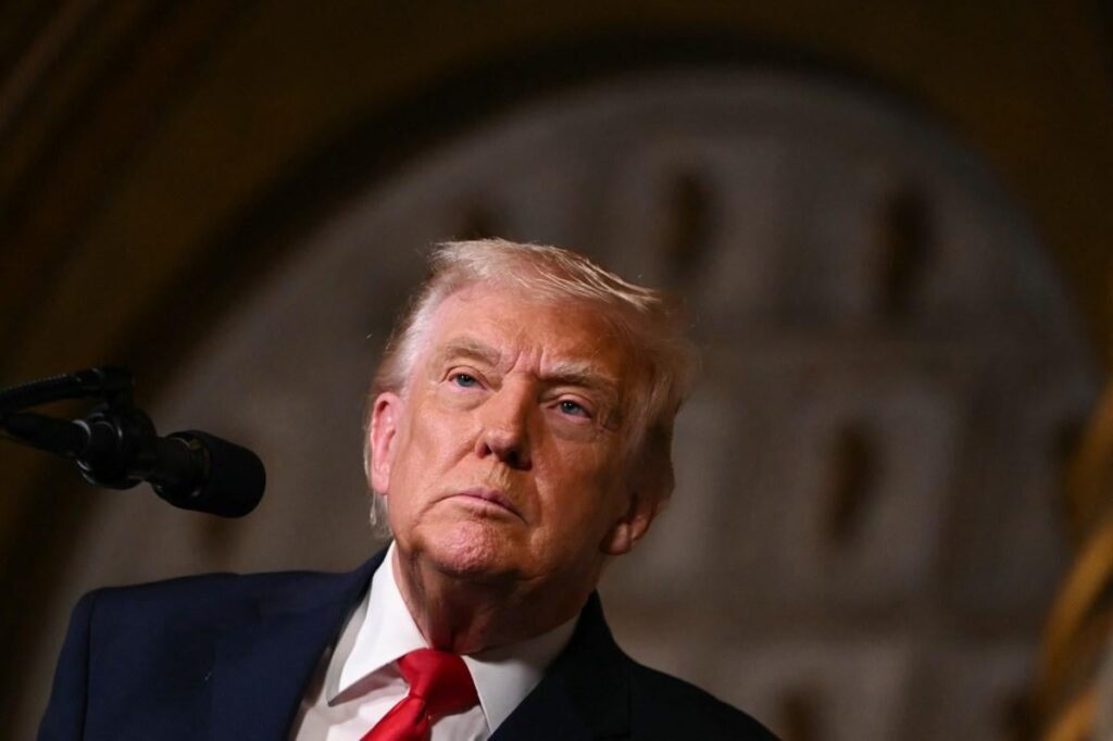 ドナルド・トランプの支持率、労働者階級でどん底に陥る