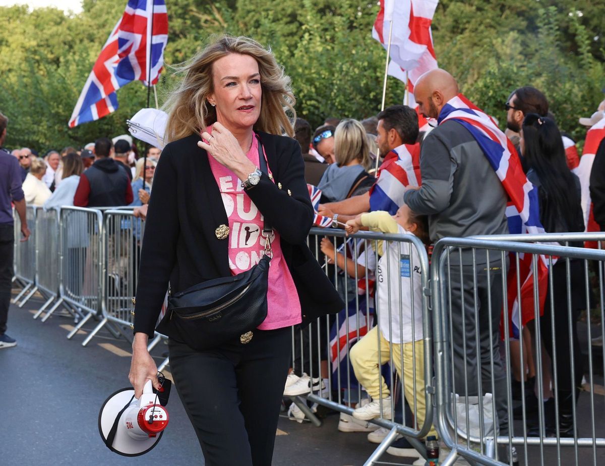 「ピンク・レディース」の火付け役となったオーラ・ミニヘインさんは、政党リフォームUKのエッピング・フォレスト地区の幹部も務める/Jacqueline Lawrie/LNP/Shutterstock