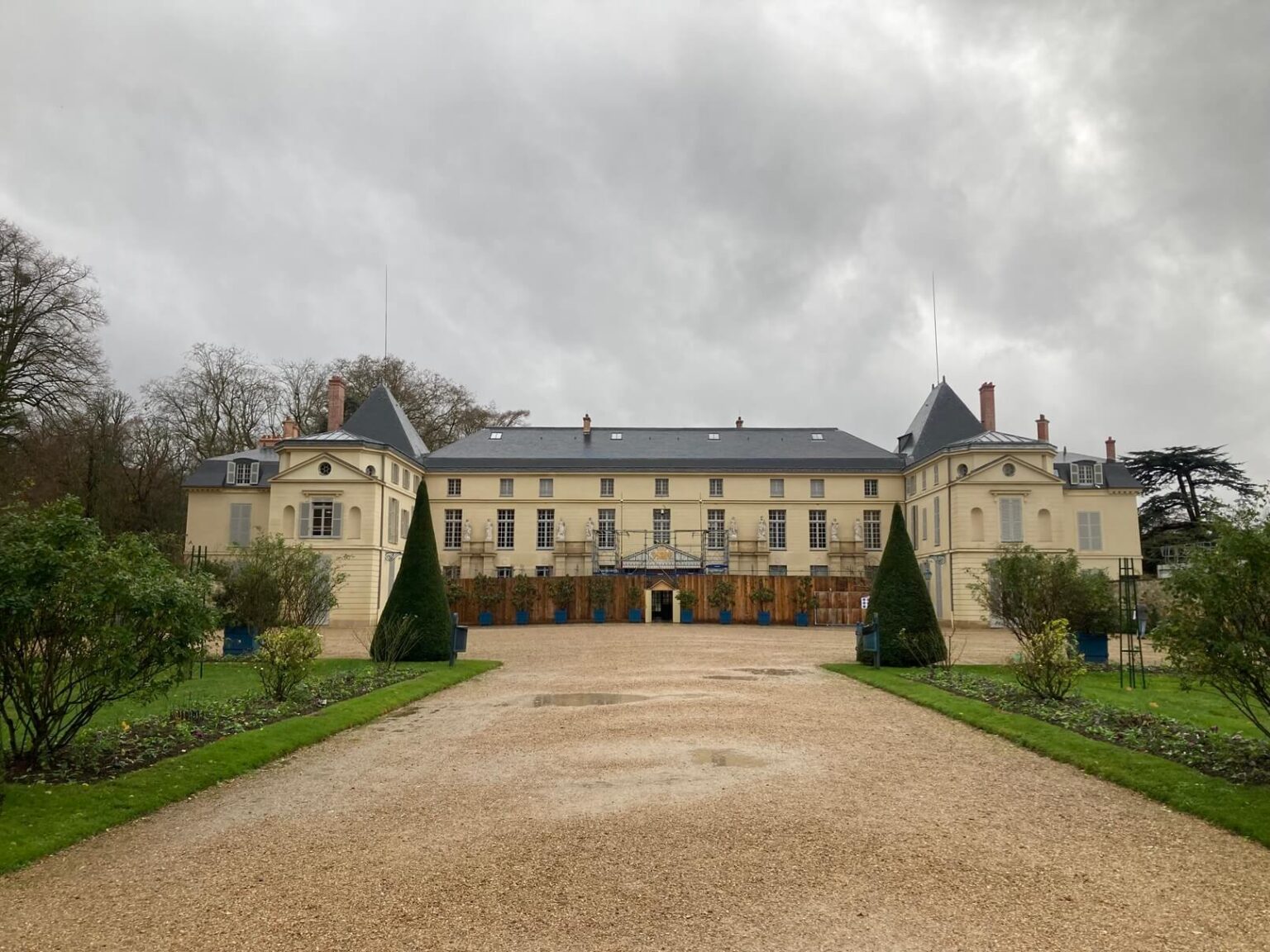 パリ・アート情報「ナポレオン夫妻の物語が残る、マルメゾン城美術館を訪ねて」 | Design Stories パリ・アート情報「ナポレオン夫妻の物語が残る、マルメゾン城美術館を訪ねて」