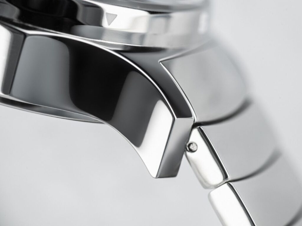 VOSTOK EUROPE（ボストークヨーロッパ）Expedition Glacier（エクスペディション・グレイシャー）