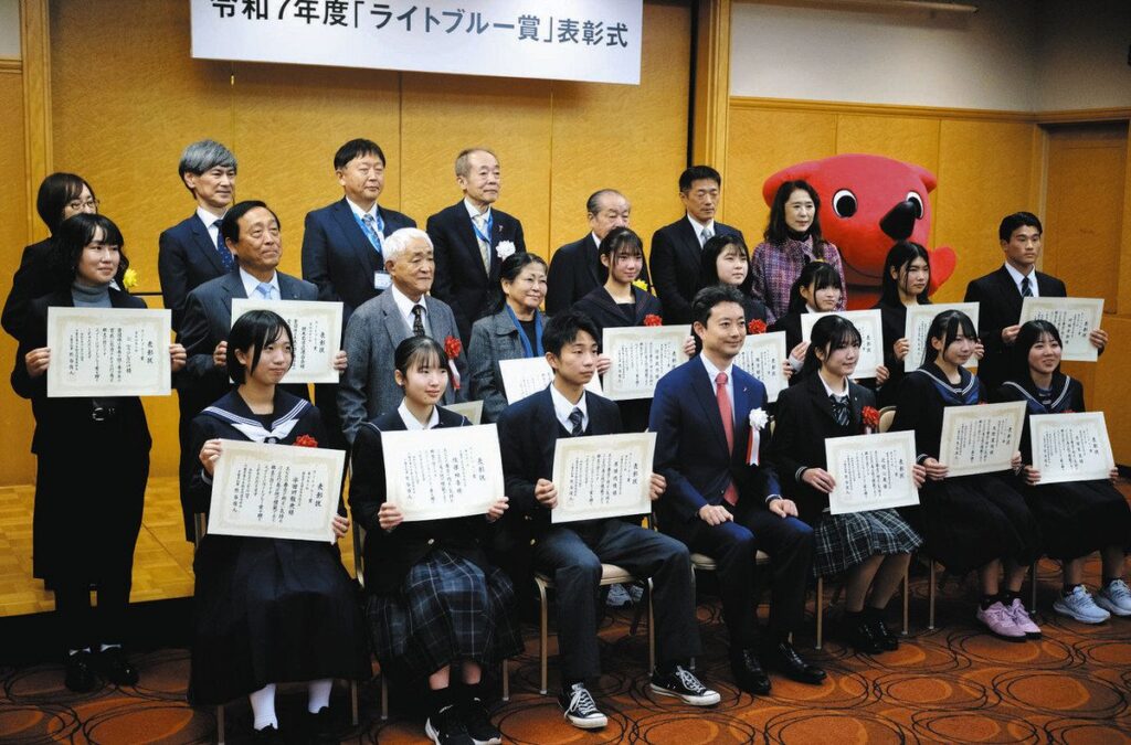 ライトブルー賞 中高生ら表彰　千葉県、勇気ある善行たたえる：東京新聞デジタル