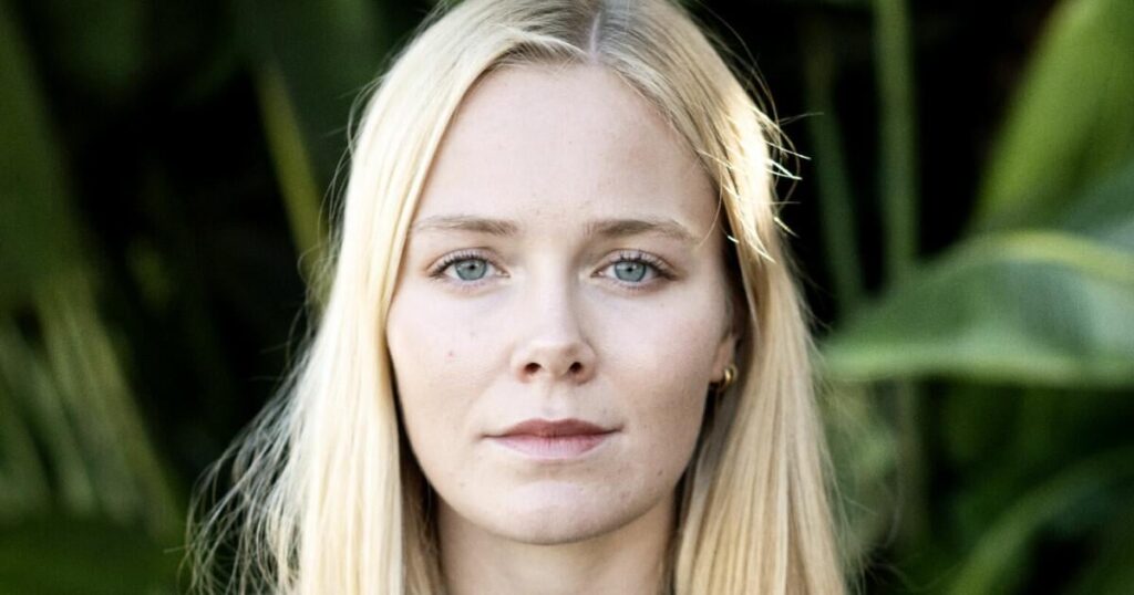 米国にオーバーステイしてアイス拘留されたノルウェー人女性の報道をどう思いますか