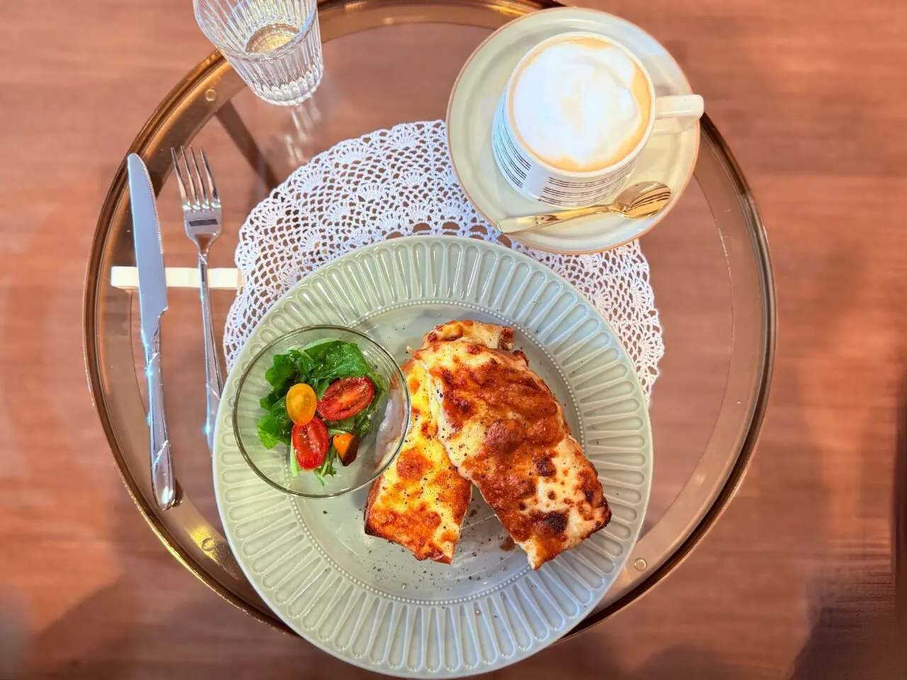 2025年11月21日にオープンしたカフェ×雑貨×レンタルスペースの複合型店舗「Fika Bloom in」の「琥珀のクロックムッシュ」