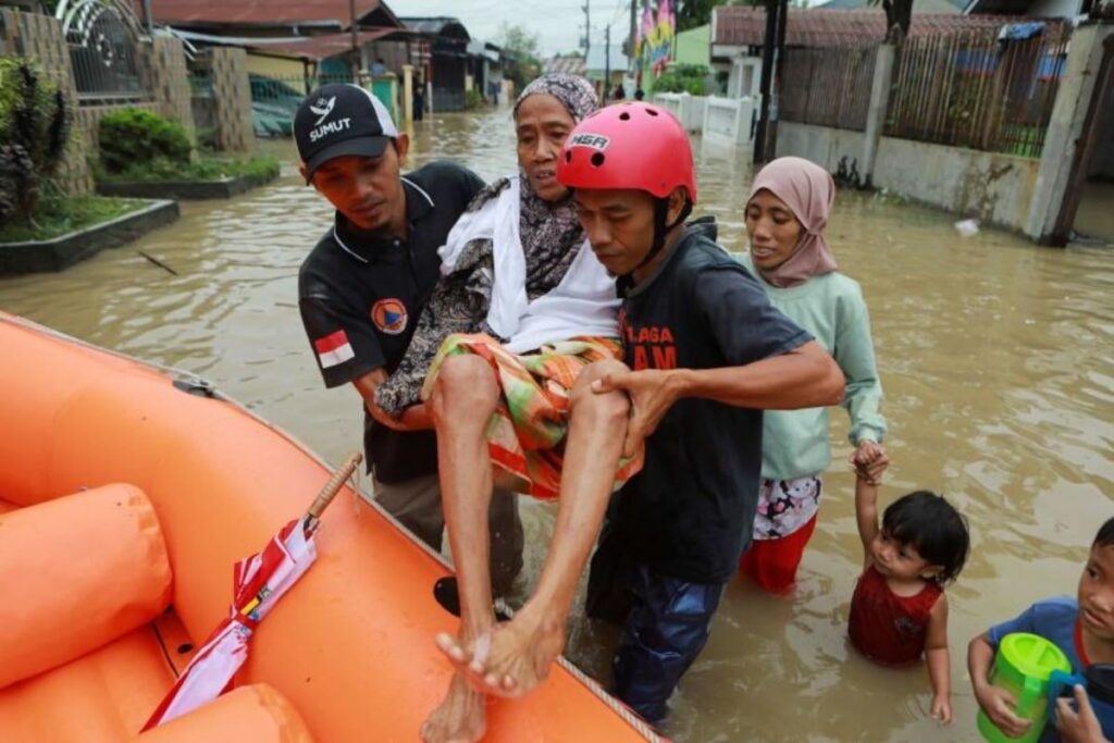 東南アジアでサイクロンが猛威　死者900人超、依然数百人が行方不明