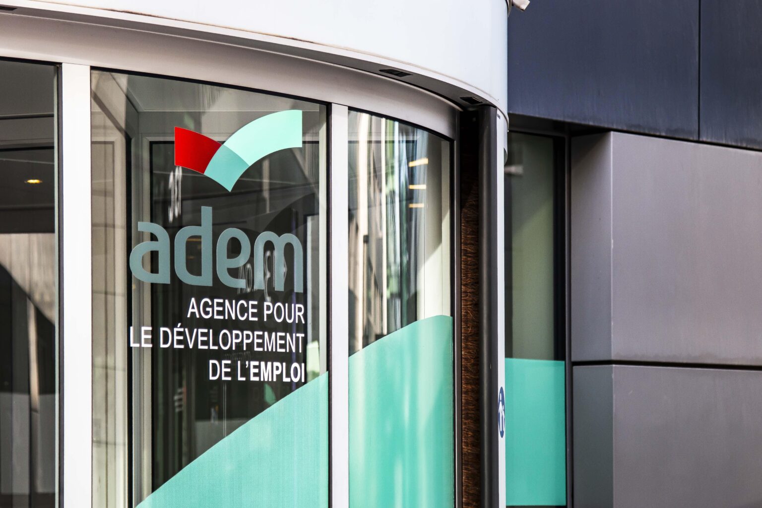 スタテックの新しい失業率統計