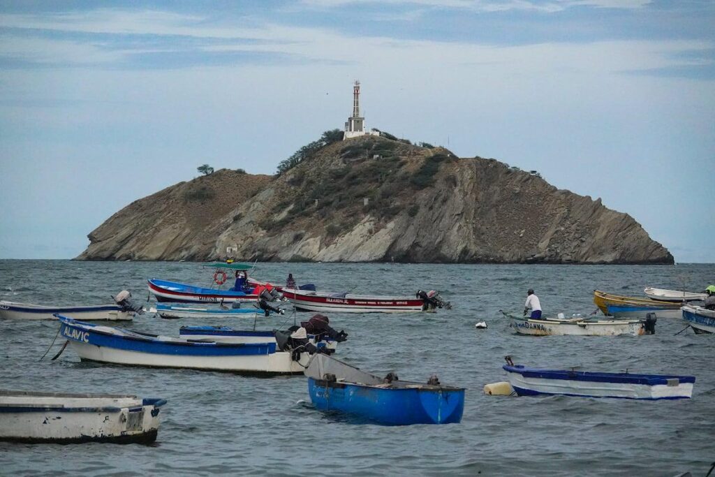 カリブ海でのストライキで死亡したコロンビア人漁師の家族、米国に対し正式に告訴「この超法規的殺害を実行することで、米国は人間の権利と義務に関する米国宣言に違反した」