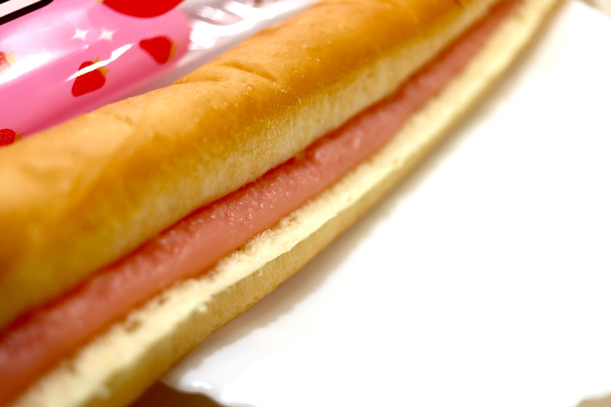 甘酸っぱくクリーミーなクリームがたっぷり