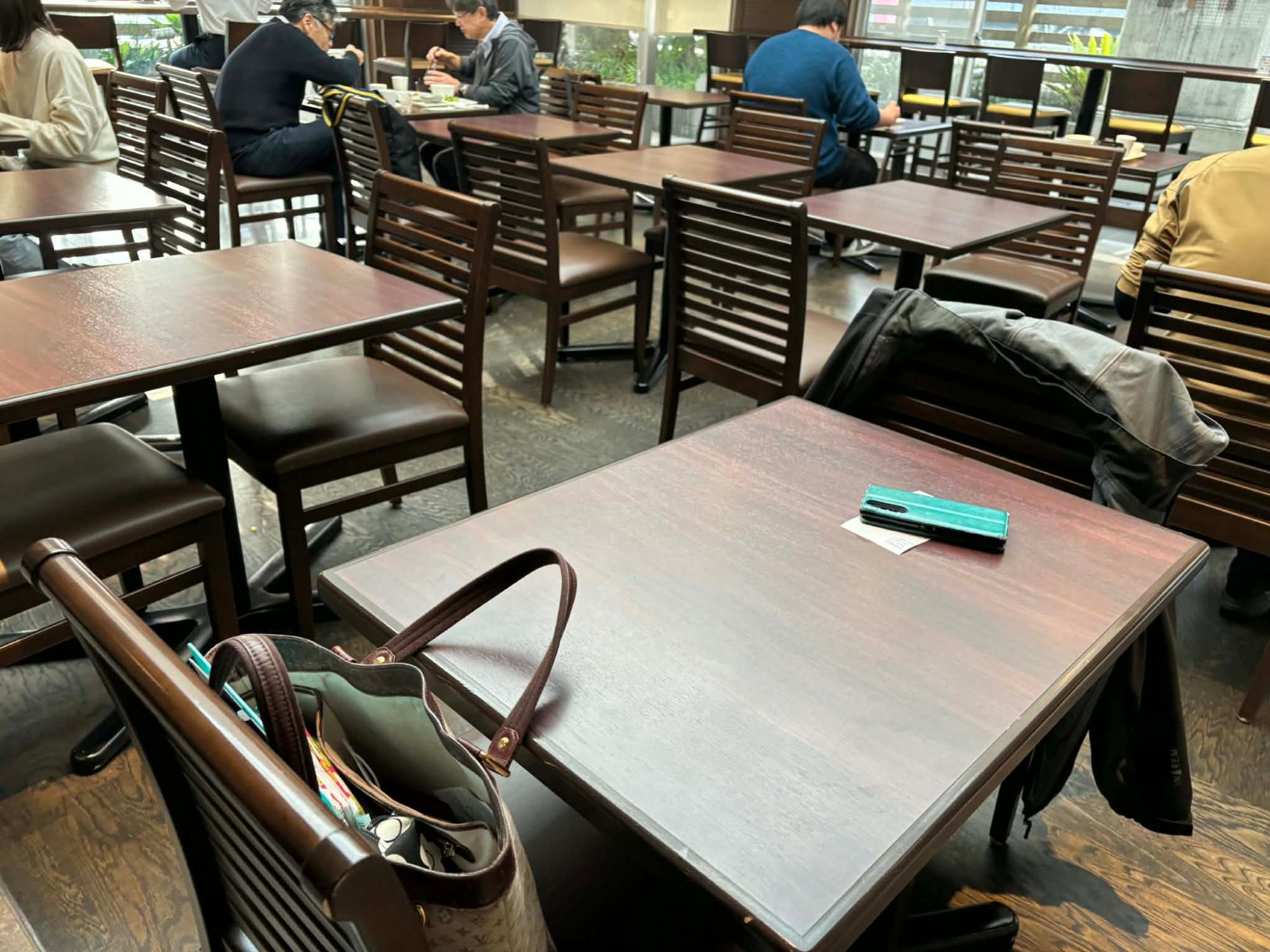 約50席ある「PATIO」