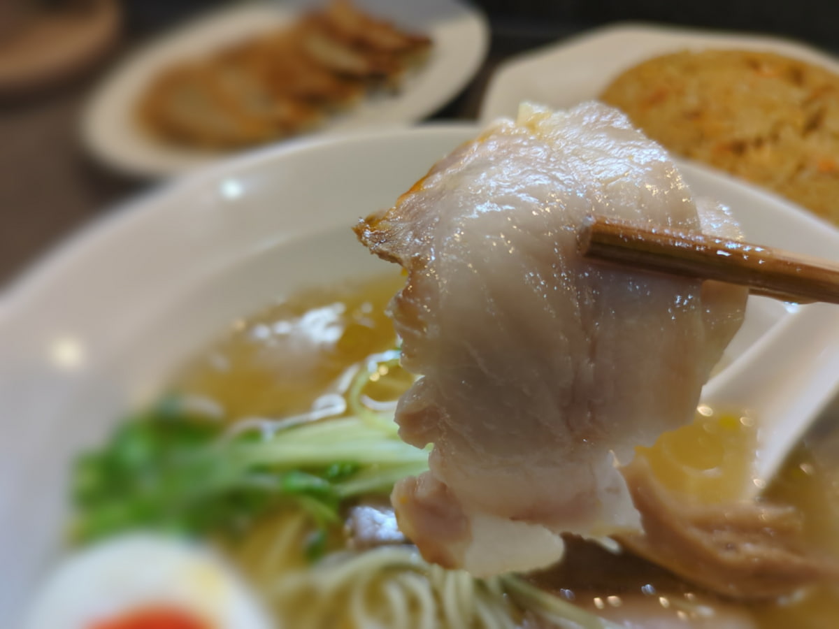 行列ができる味！神戸・大倉山『僕らの塩ラーメン 大塩上』天然素材の滋味深いラーメン [画像]