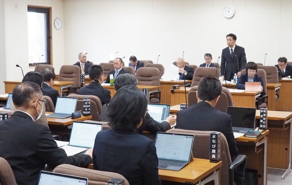 佐賀市の待機児童、11年にわたり「過少報告」　佐賀県は全国調査の前提を「取材受け認識」　こども施策の見直しは否定 県議会文教厚生常任委員会 | 行政・社会 | 佐賀県のニュース