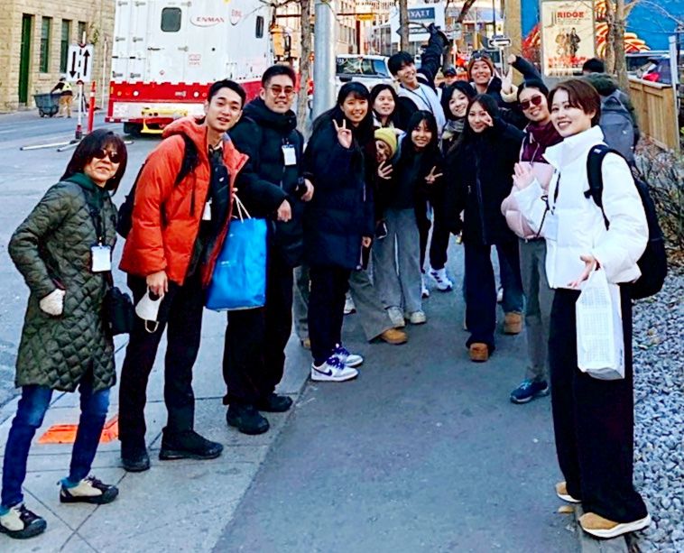 カナダの学校で三線や踊りを披露　沖縄の高校生8人を派遣　県系人と親睦を深める | ワールド通信員ネット | 沖縄タイムス＋プラス